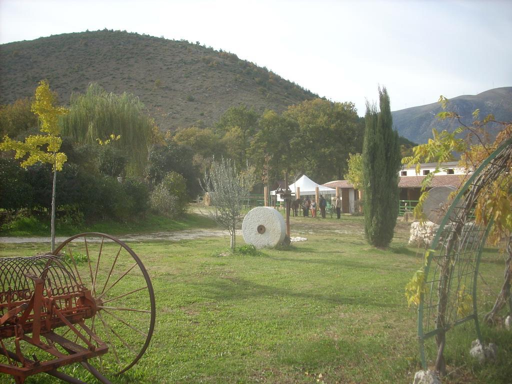 Locanda Dell'Asino D'Oro Villa Sulmona Exterior photo