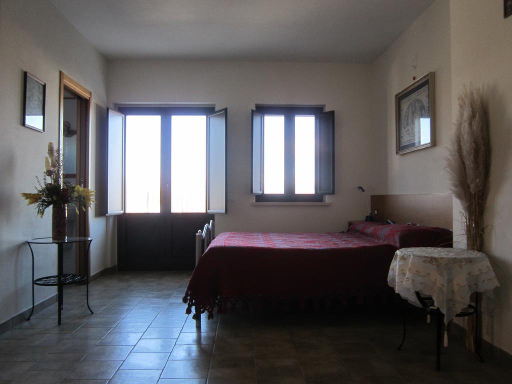 Locanda Dell'Asino D'Oro Villa Sulmona Room photo